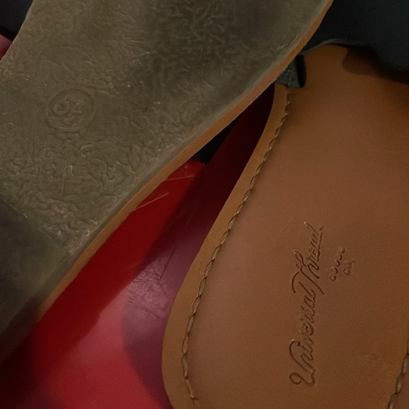 Sandals - Picture 3 of 3